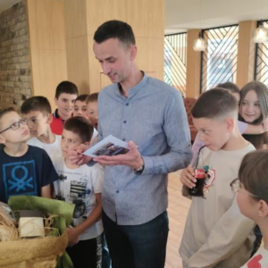 Ucitelj Bojan Martinovic 4